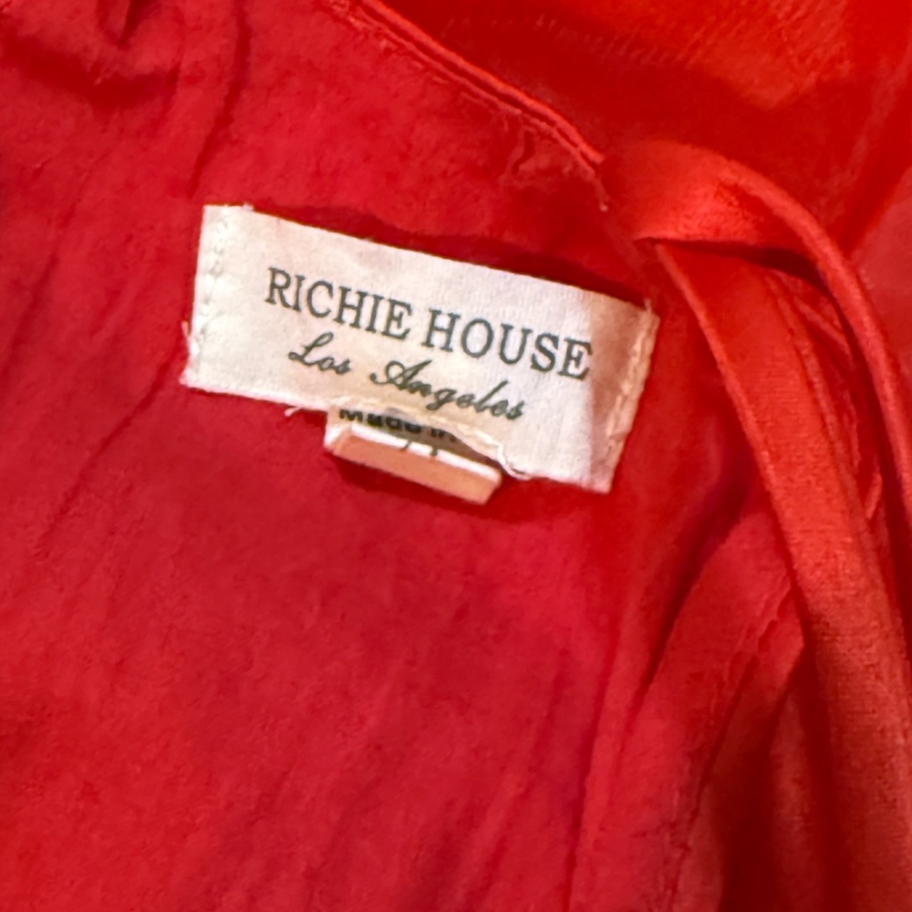 Elegant Red Kids Dress - Picture 6 of 6